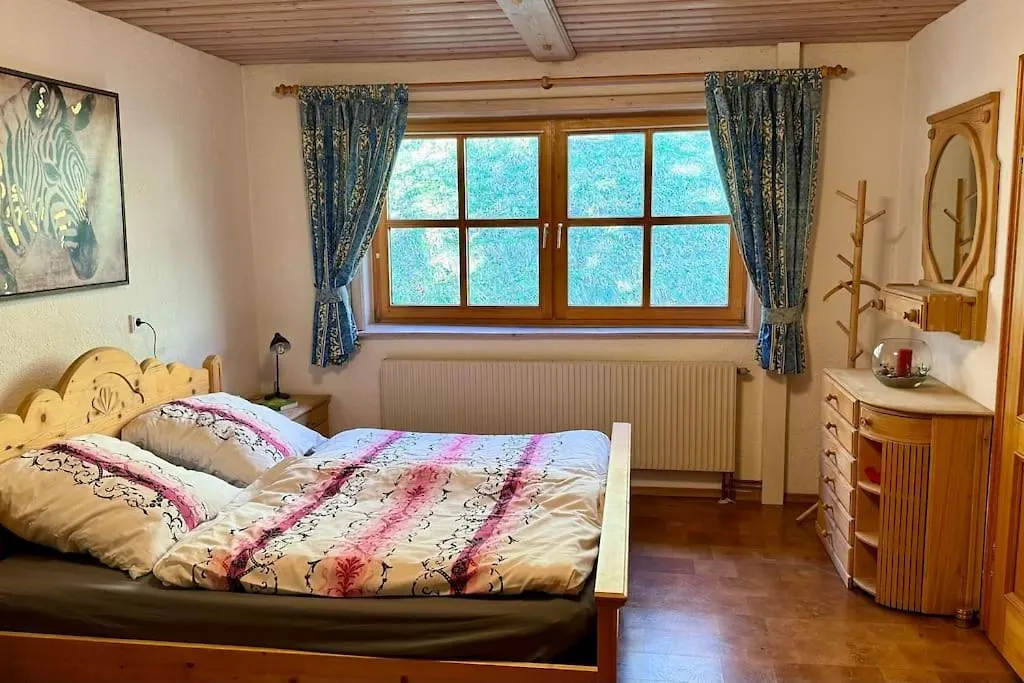 Romantisches Alpenchalet - Mit Sauna Und Kamin - Ruhig Und Zentral Bad Tölz Lägenhet