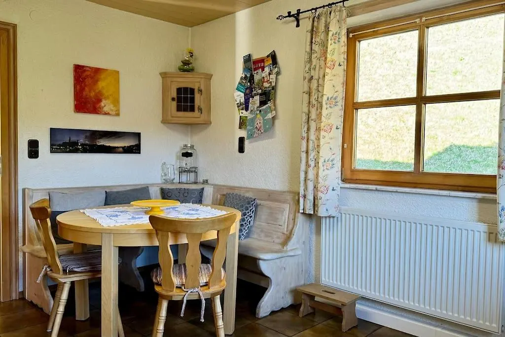 Romantisches Alpenchalet - Mit Sauna Und Kamin - Ruhig Und Zentral Bad Tölz 0*,  Tyskland