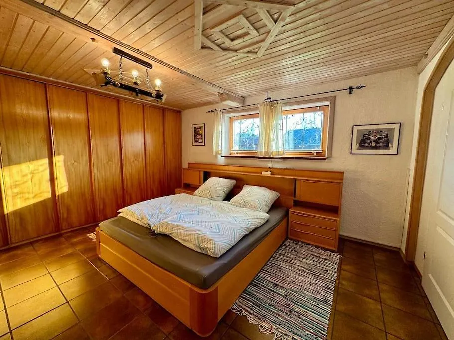 Romantisches Alpenchalet - Mit Sauna Und Kamin - Ruhig Und Zentral Bad Tölz Lägenhet